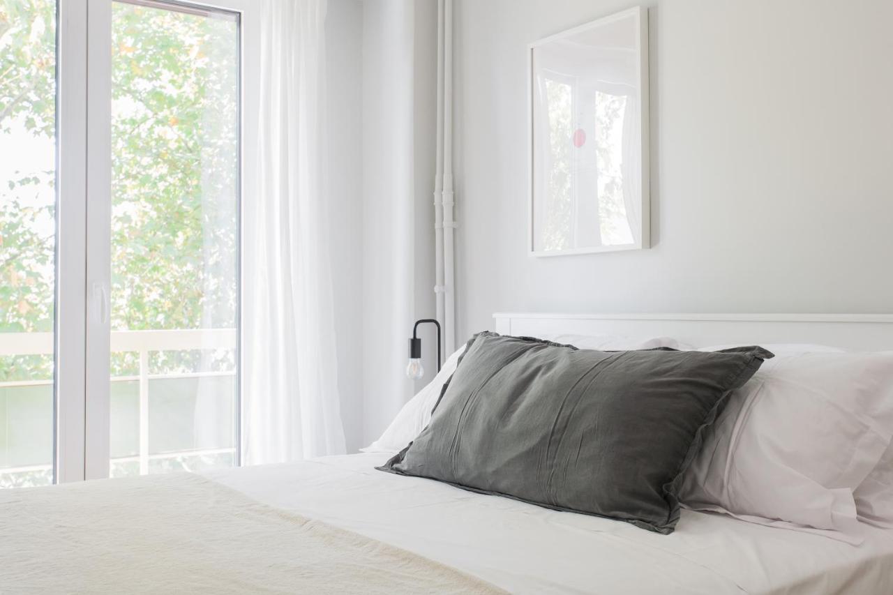 Absolute 2Br Apartment Near Emst Museum By Upstreet Atene Esterno foto